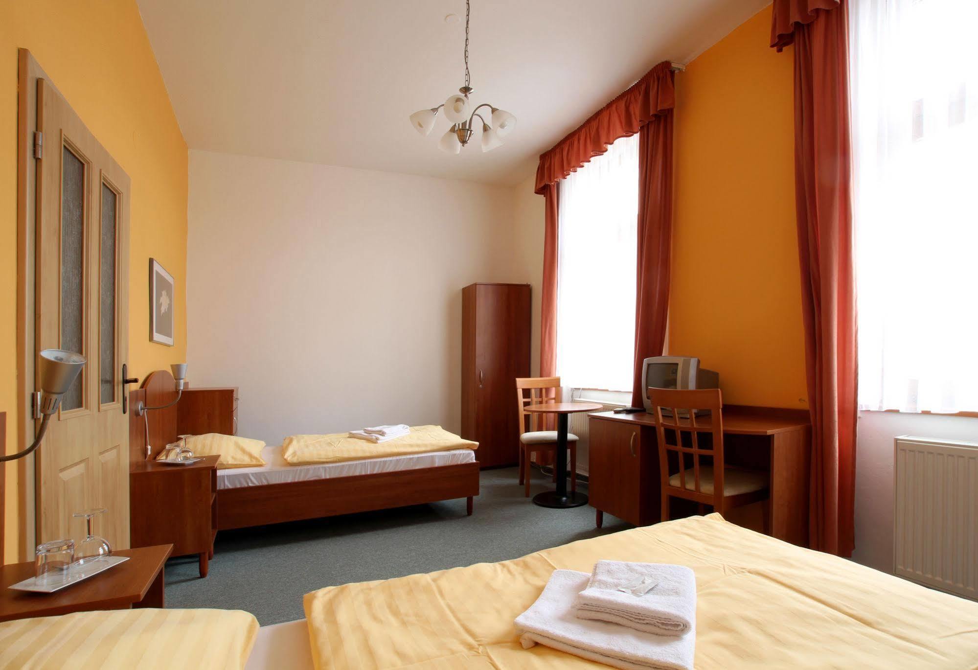 Hotel Antonietta テプリツェ エクステリア 写真